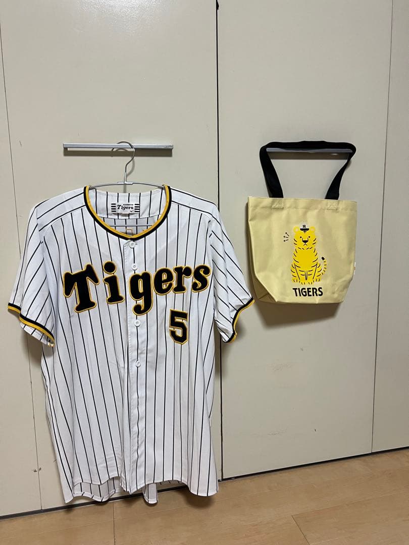 Tigers ユニフォーム CHIKAMOTO 5