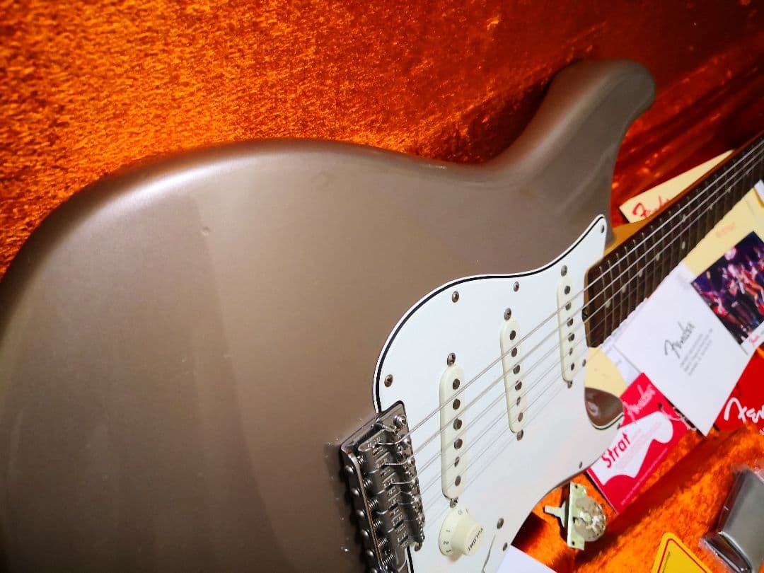 ギター FENDER NEW AMERICAN VINTAGE 1965