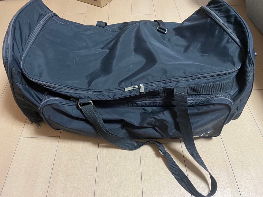 ヘルメット8セット　ケース付き