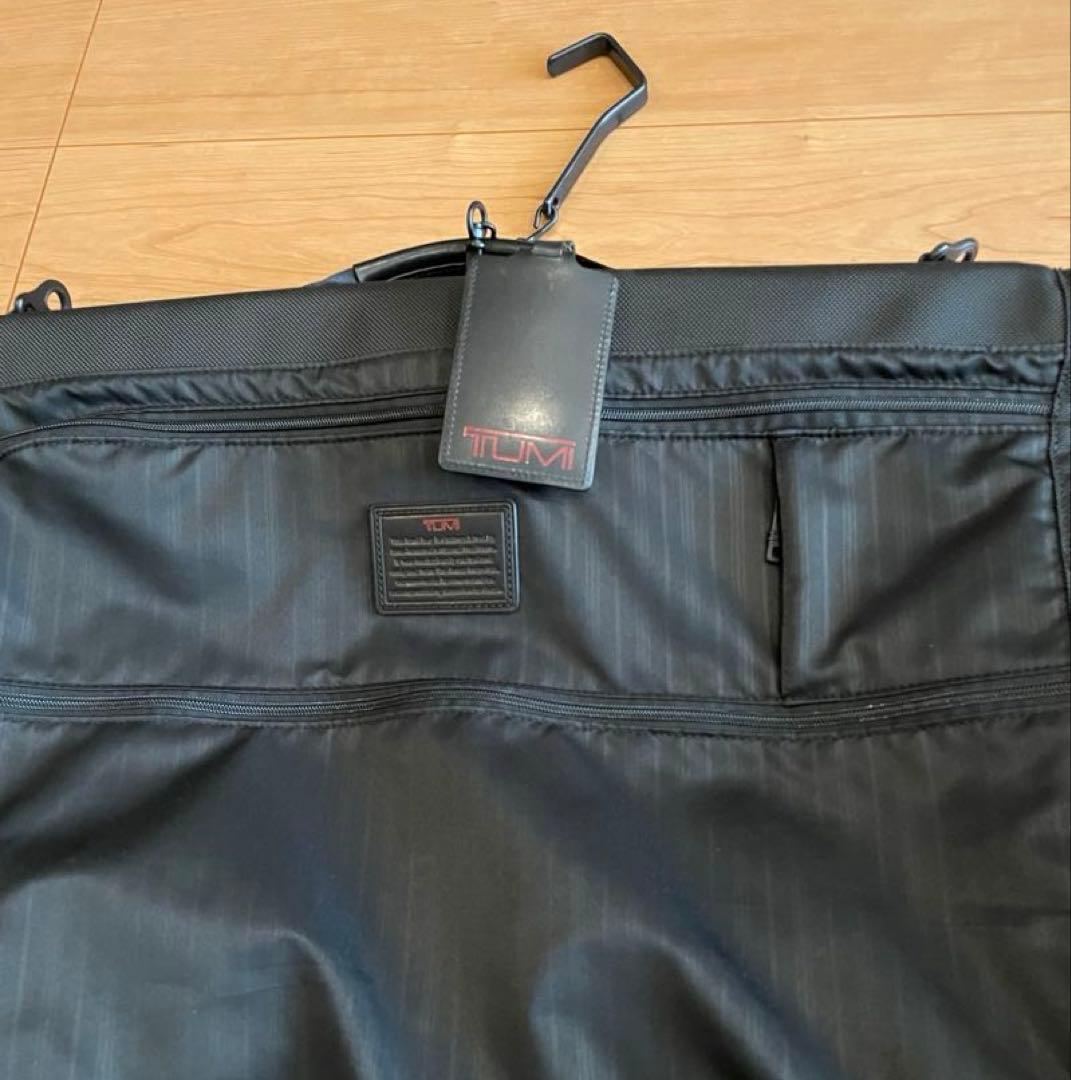 TUMI ガーメントバッグ　型番2213DH