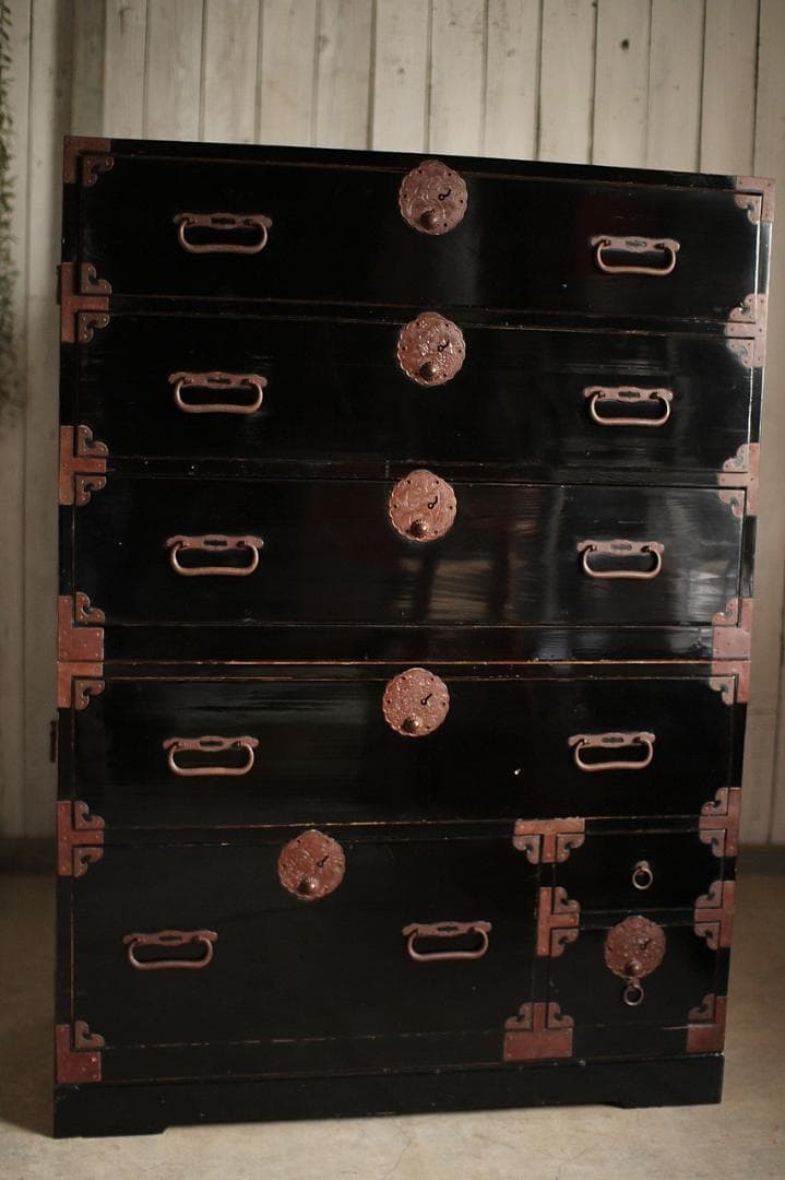 綺麗な丸金具庄内箪笥　4杯　タンス　収納　古家具　古民家　時代家具