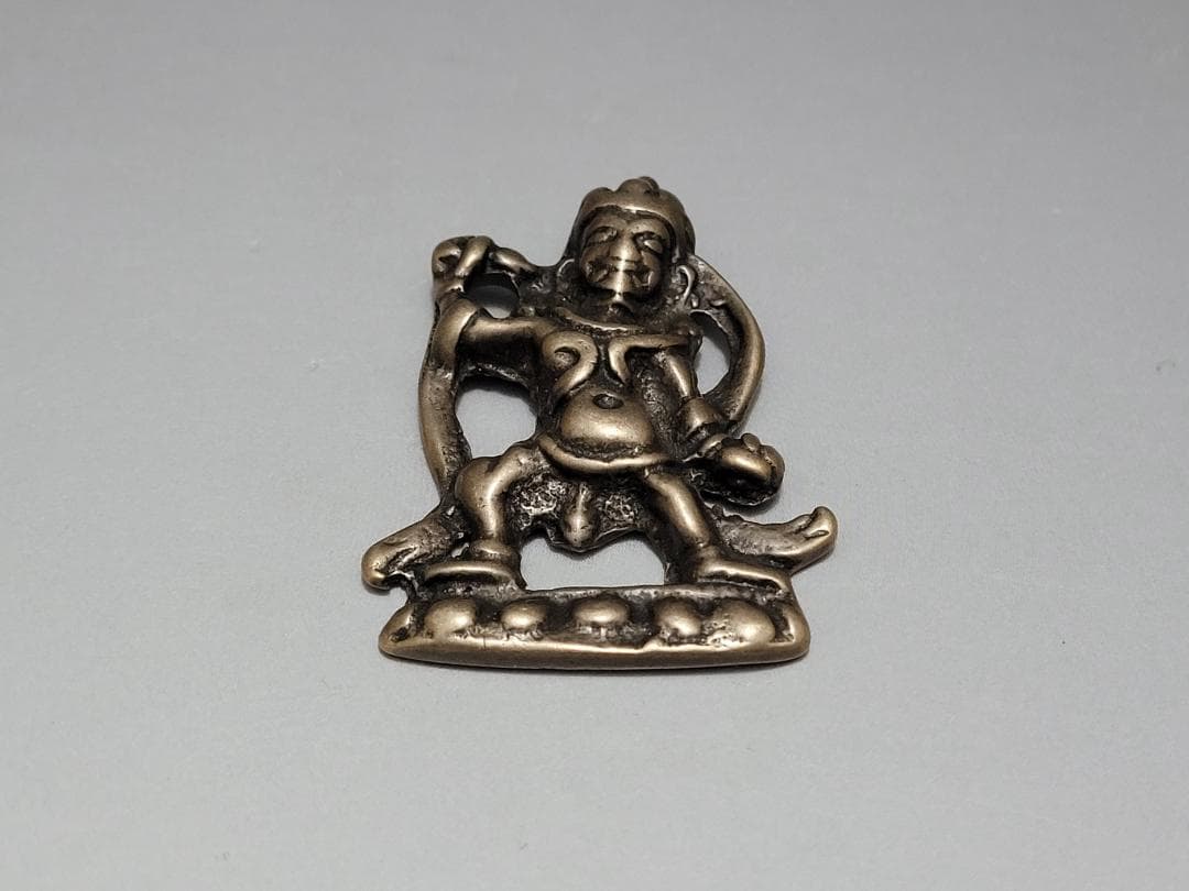 銅製金剛菩薩型天鐵トクチャ護身装身具 ペンダントチベット仏教文物 幅約5.1cm