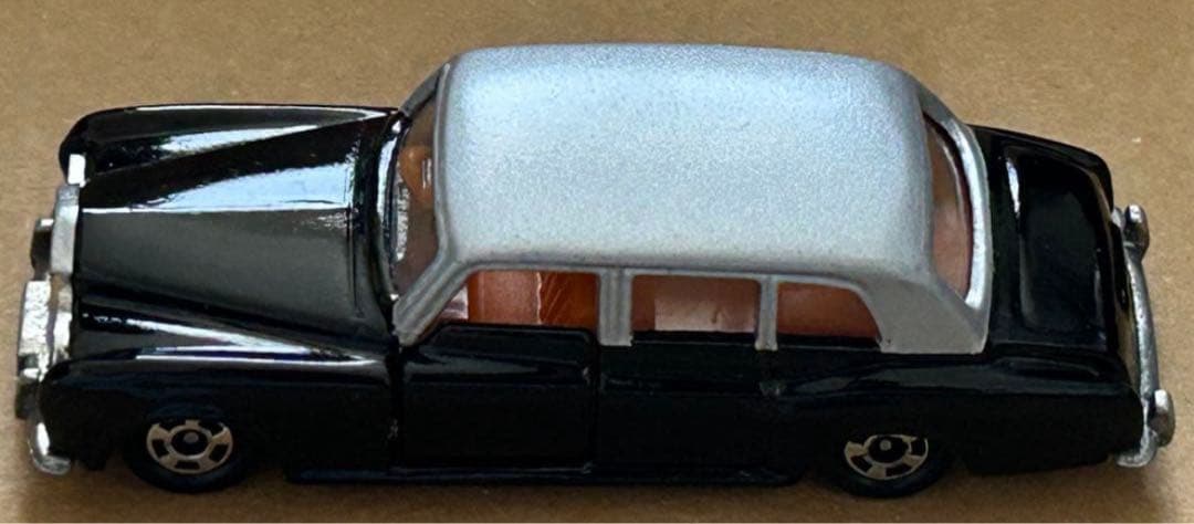 トミカ ロールスロイス ファンタムⅥ イギリスセット