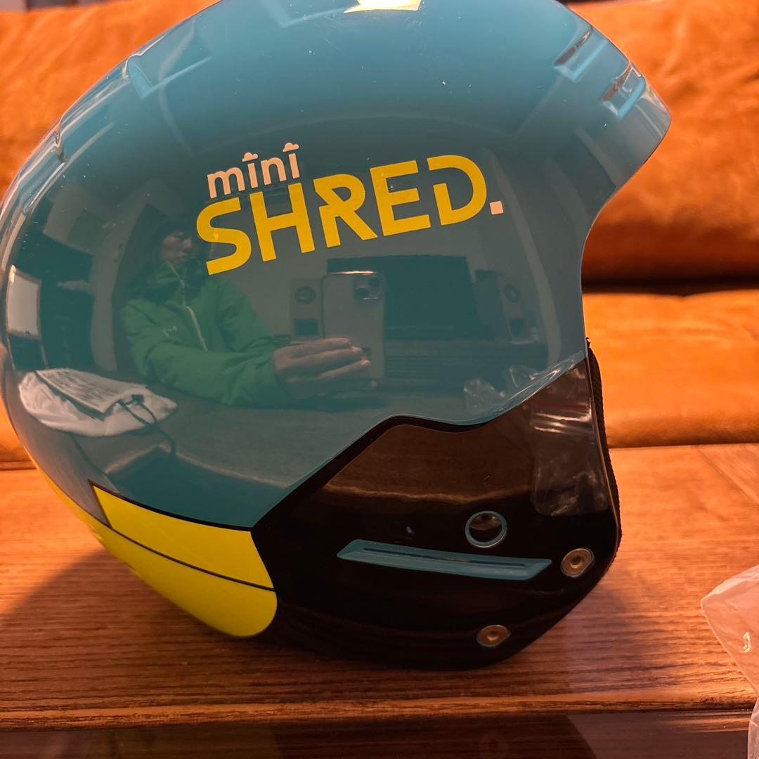 mini SHRED. ヘルメット 青