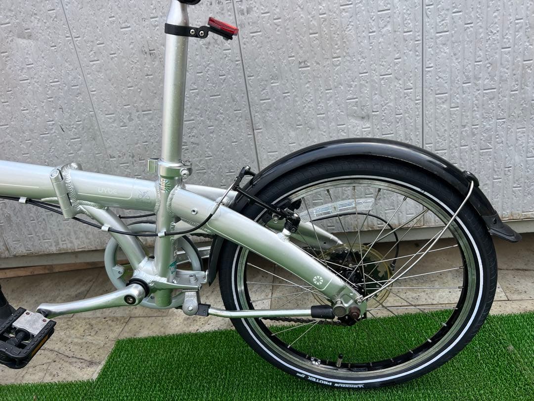 Dahon Vybe D7 ダホン　折りたたみ自転車 20インチ