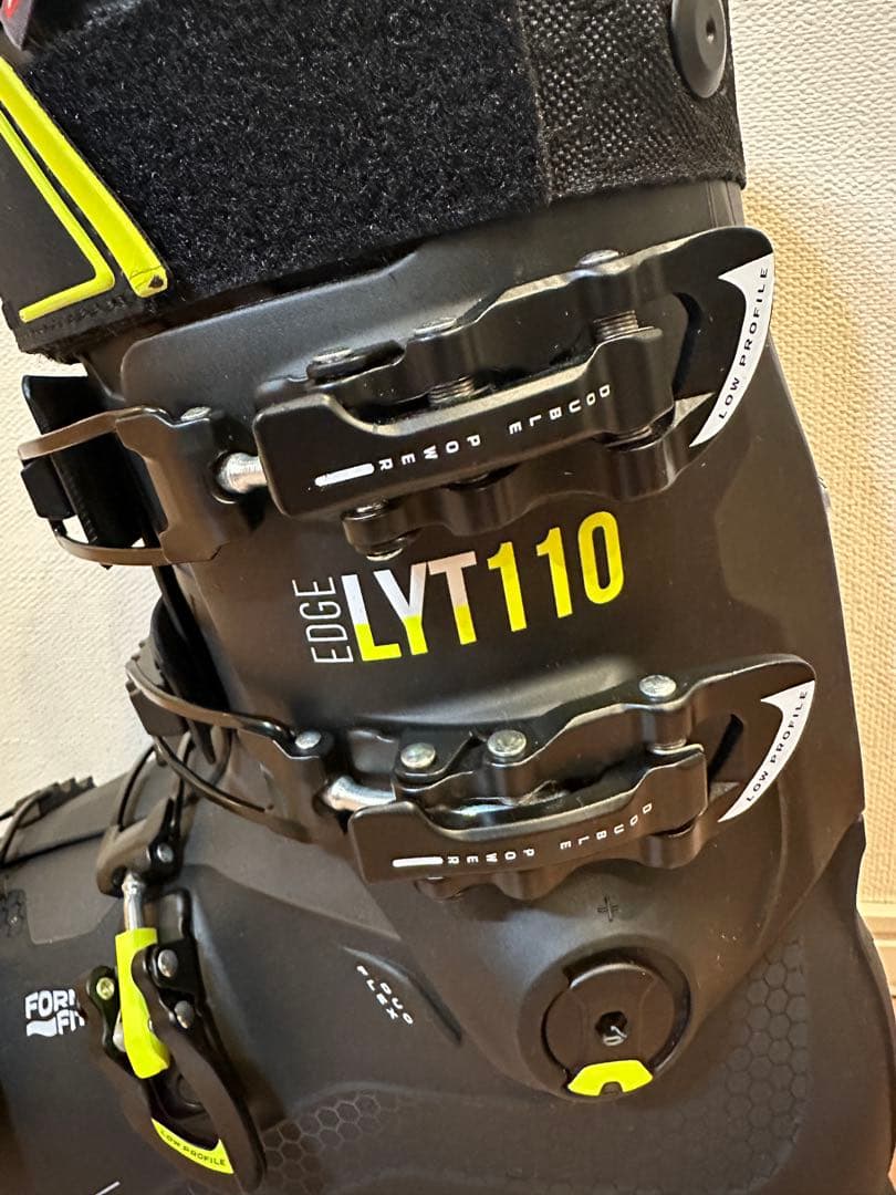 【afua】HEAD EDGE LYT 110 27.0〜27.5cm