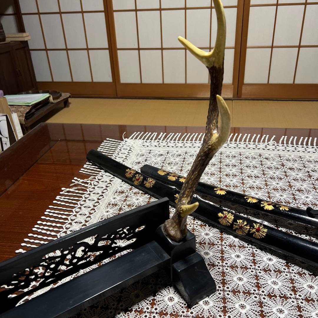 装飾刀　日本刀　武具　2本　飾り台付き　骨董品