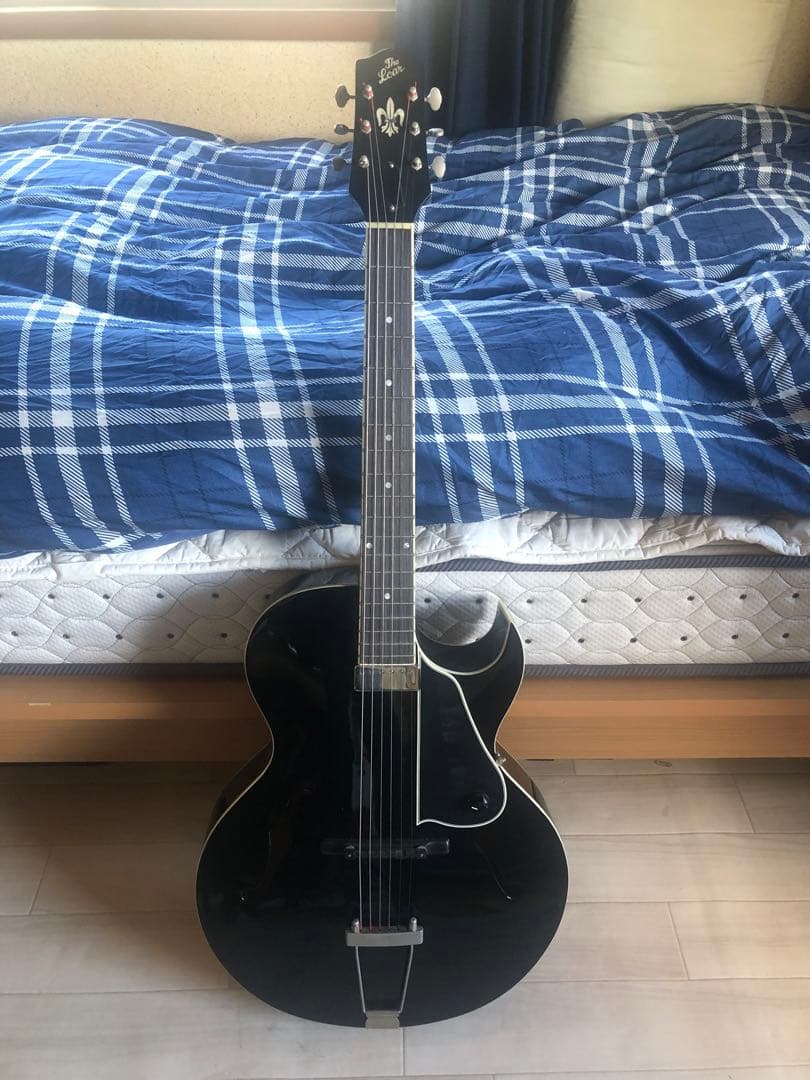 The Loar LH-350 Black 【おまけ付き】