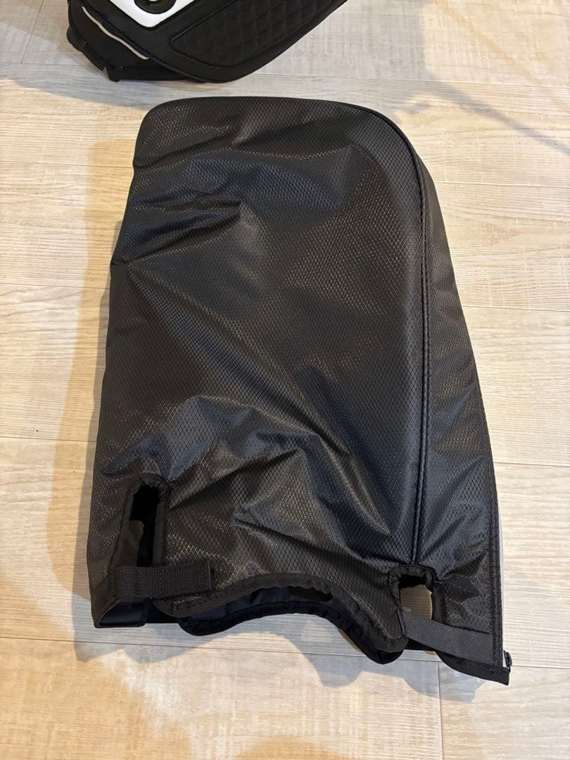 Titleist タイトリストキャディバッグ ブラック/ホワイト