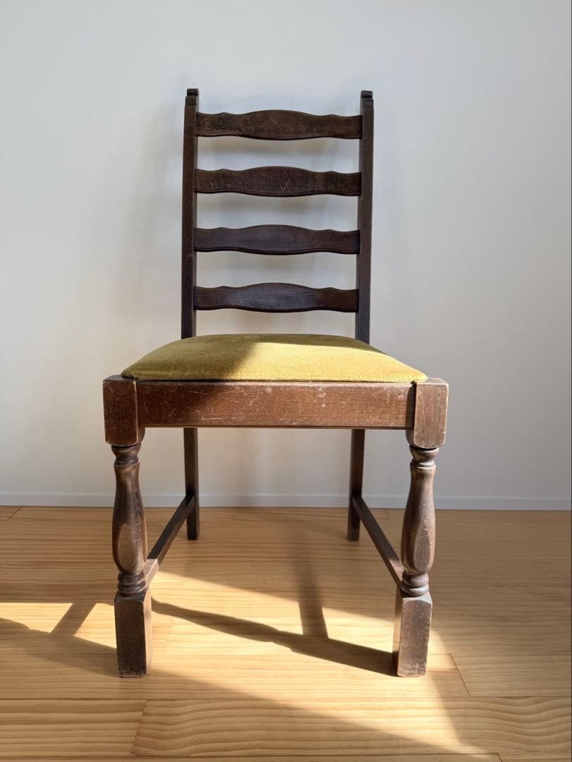 ラダーバックチェア イエロー　アンティークチェア　椅子