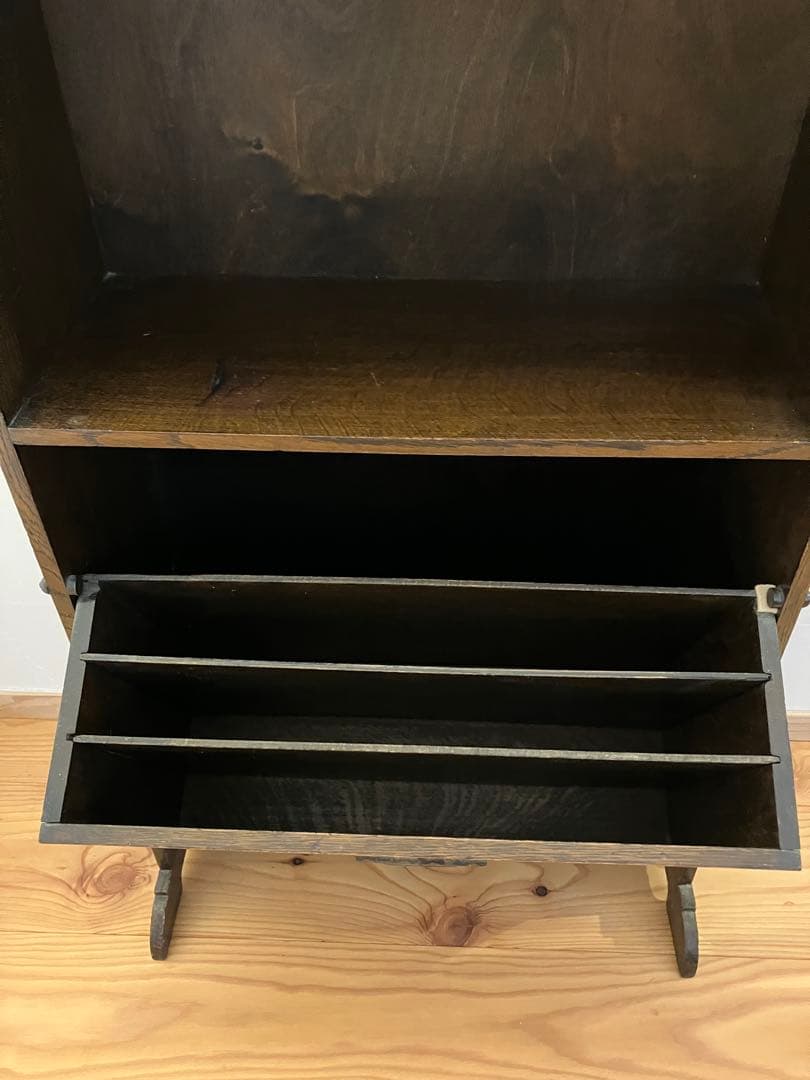 アンティーク　本棚　飾り棚