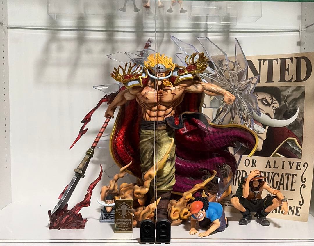 レ*ン様 ワンピース 白ひげ フィギュア ガレージキット