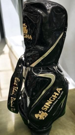 送料無料/超美品　SINGHA 高級エナメルゴルフバッグ BLACK