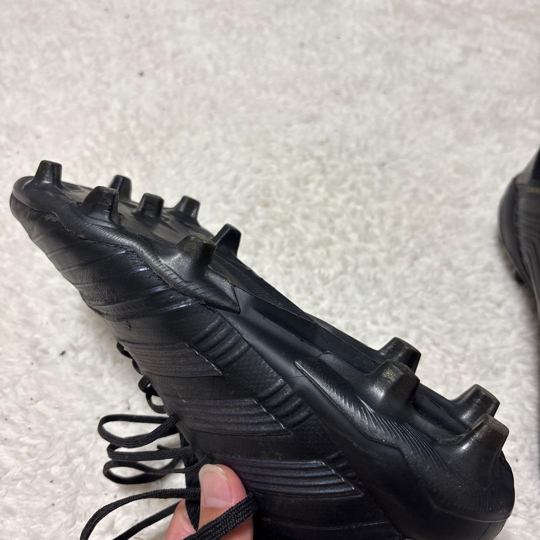 サッカースパイク　プレデター19.1 海外モデル