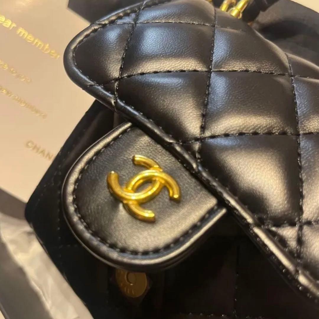 CHANEL ノベルティキルティングバッグ ブラック ミラー付き