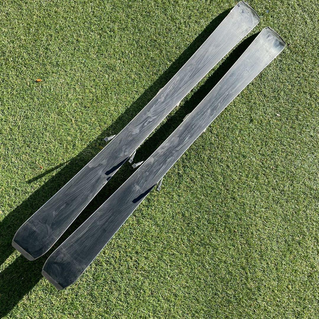 アトミック　Atomic Redster スキー 140cm スキー板