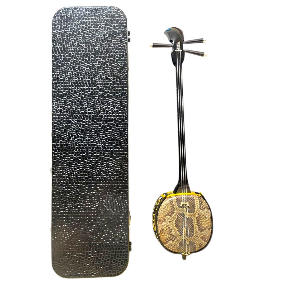 美品 沖縄 琉球 三線 本蛇皮 蛇革 ヘビ 初心者 入門 ハードケース付き