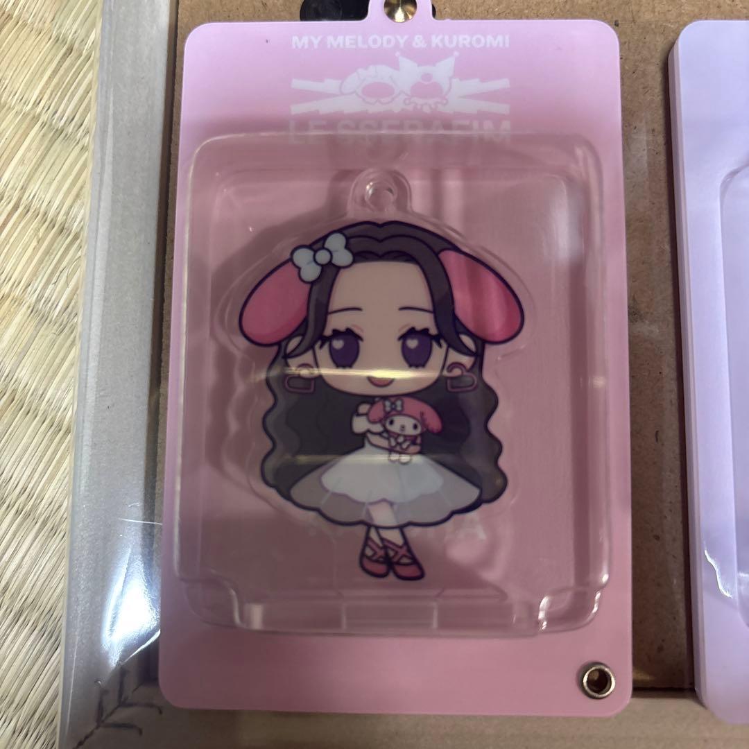 LE SSERAFIM マイメロ、クロミアクリルキーリング、ピンズ