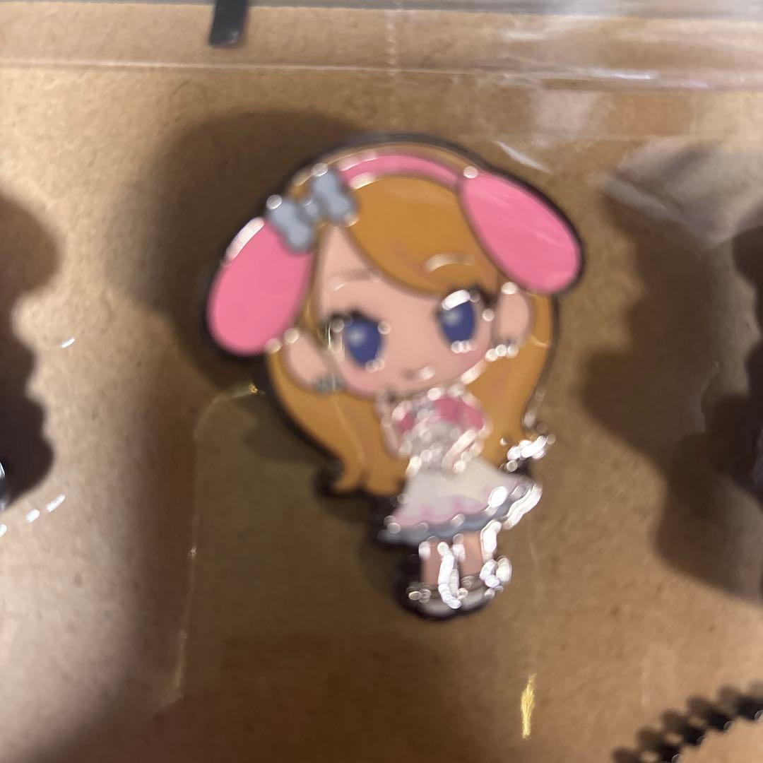 LE SSERAFIM マイメロ、クロミアクリルキーリング、ピンズ