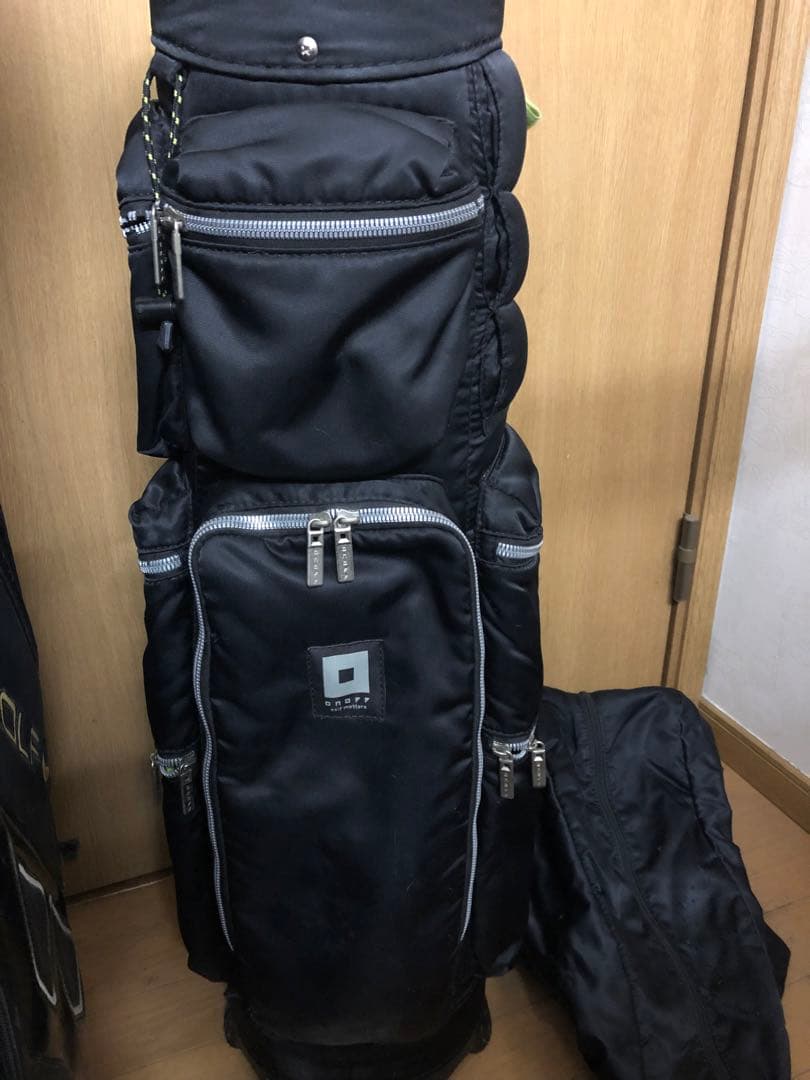 【送料込み】廃盤希少　オノフ　ONOFF キャディバッグ　ゴルフバッグ
