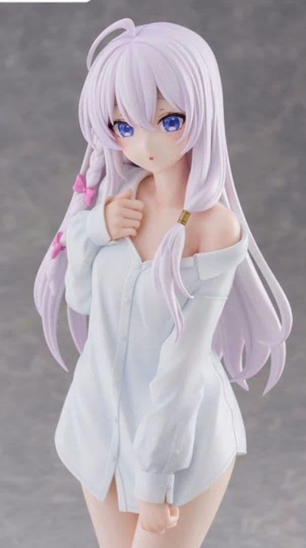 魔女の旅々 イレイナ フィギュア シャツ　「未開封品」