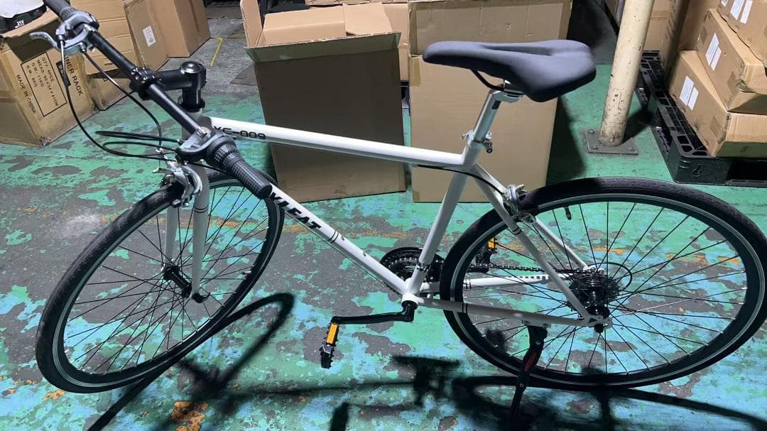 中古 XLEAT XC-009 クロスバイク 21段変速　ホワイト