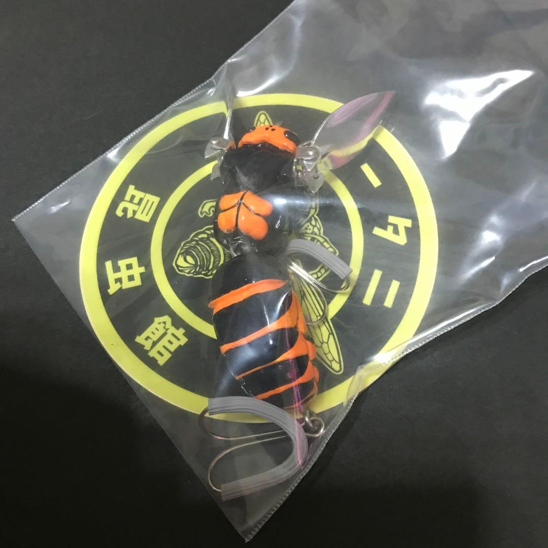 オータニ昆虫館　デカスズメバチ