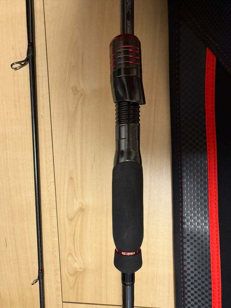 エメラルダス　ストイストST 84M