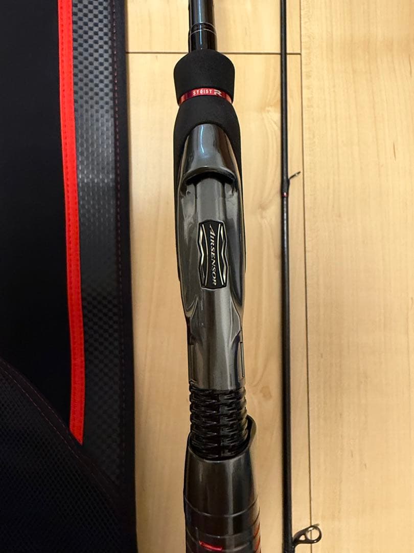 エメラルダス　ストイストST 84M