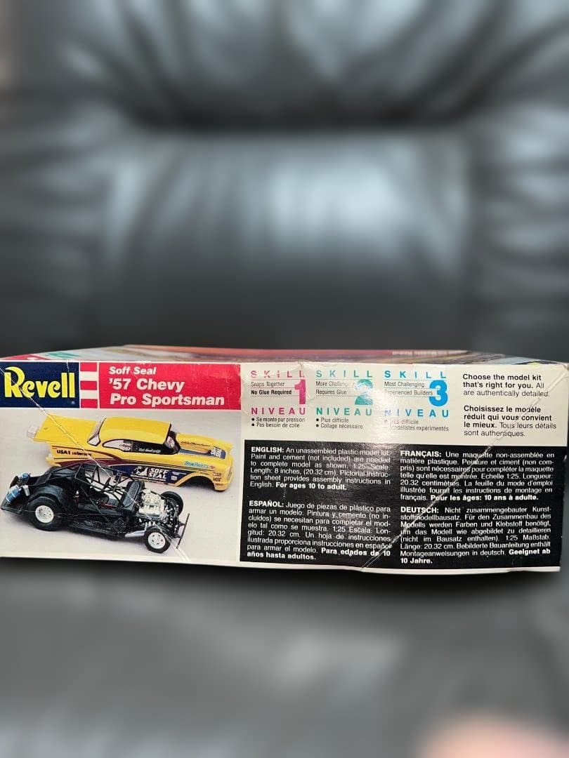 レベル 1/25 マスタング & '57シェビー プラモデル 2点セット 未組立