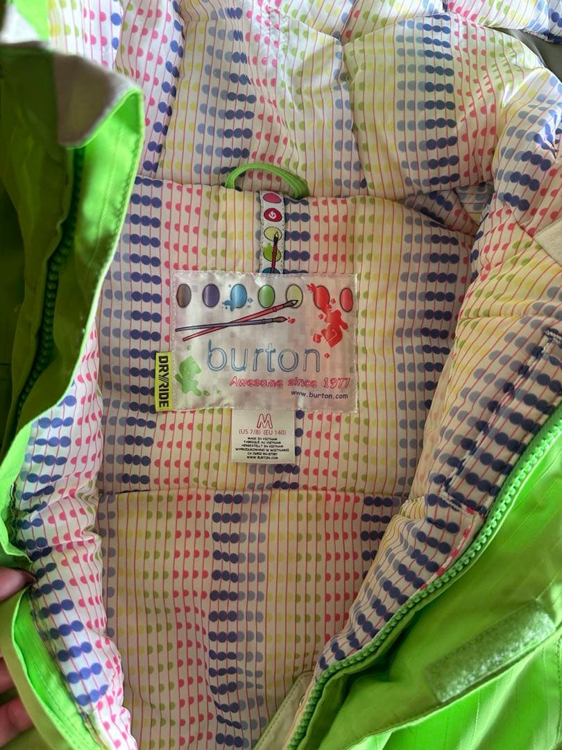 【バートン美品】子供用140cmスノーボードウェア と手袋セット