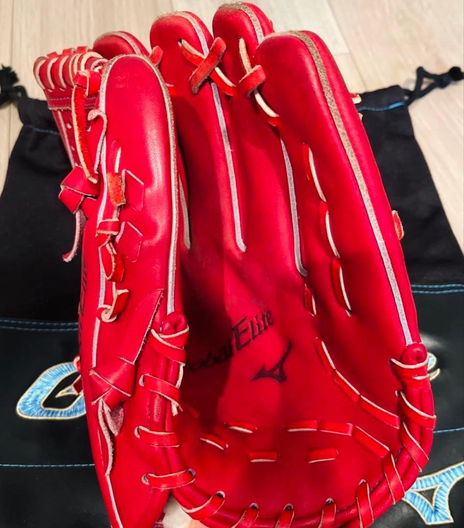 ミズノ　グローバルエリート　硬式野球グローブ 投手用　レッド