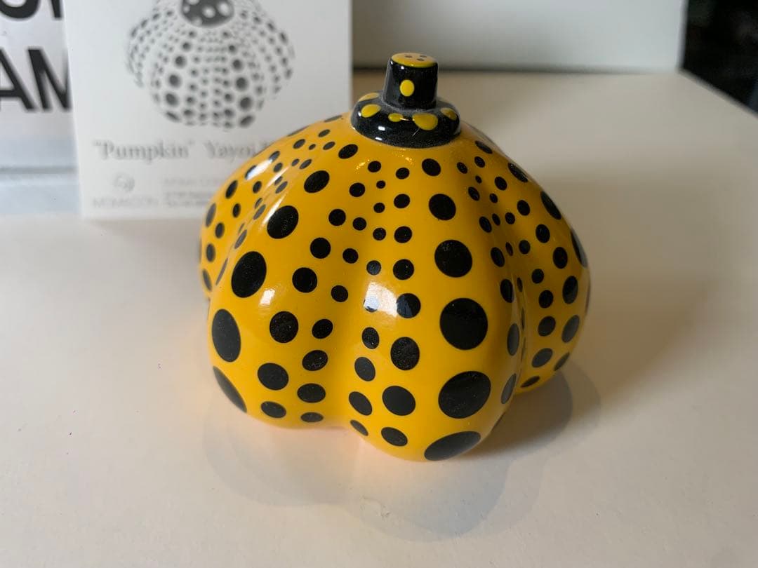 廃盤・草間彌生 かぼちゃ　パンプキン ペーパーウェイト