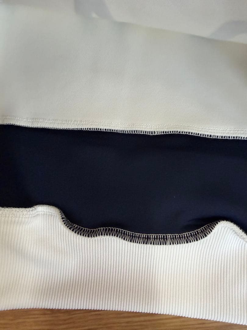 ¥24,200新品正規品【V12/L】ダンボールニット素材長袖カットソー