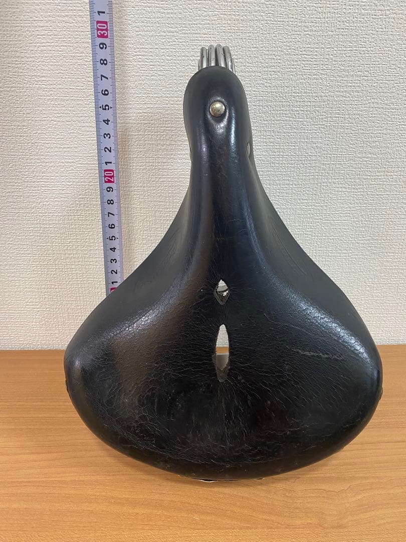 自転車　オランダ製　レザーサドル　Lepper Primus