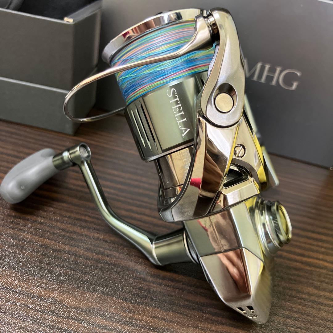 SHIMANO 22STELLA 3000MHG スピニングリール