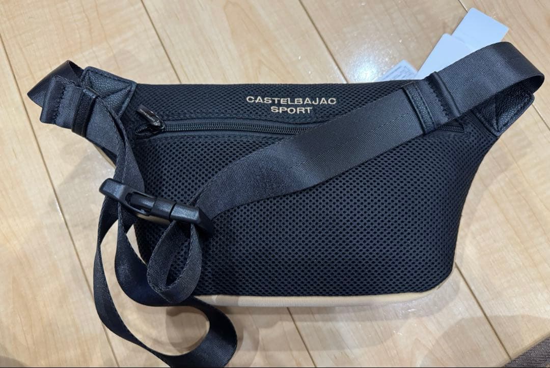 カステルバジャック ボディーバッグ