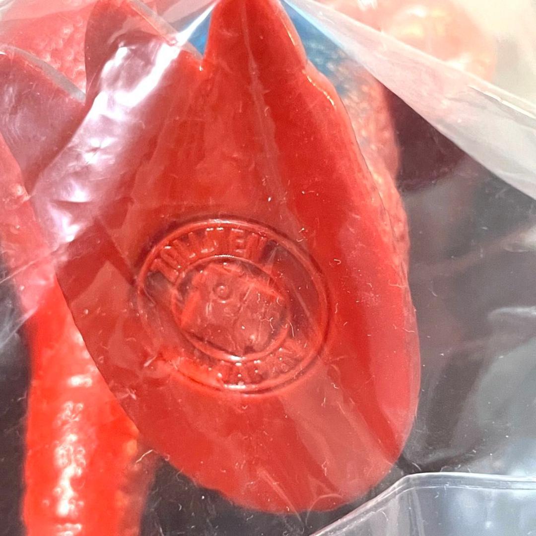 【zollmen】 ゾルメン マンチー 赤 食いしん坊怪獣 バジラの息子