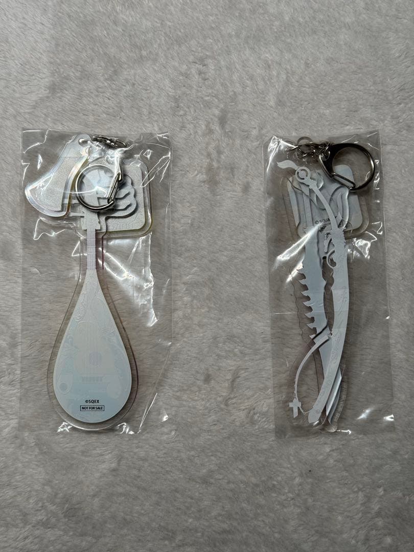 ロマサガRS　シィレイ琵琶、鬼八の剣キーホルダー　45本限定