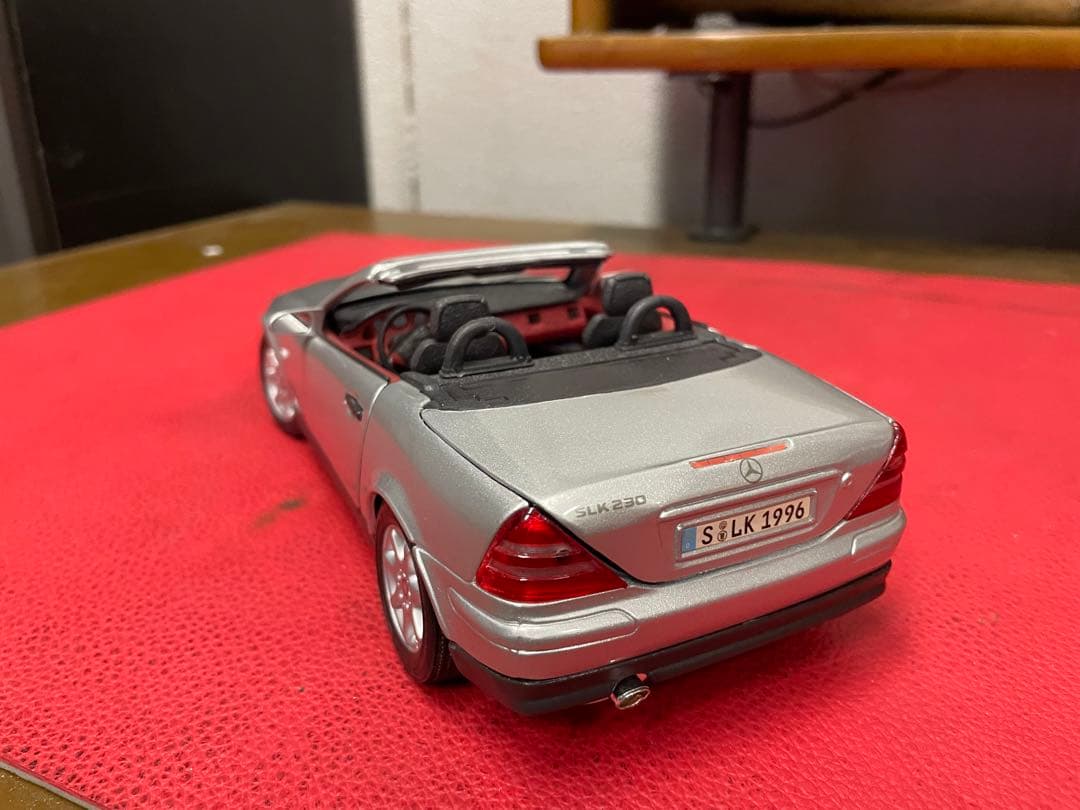 メルセデスベンツ　　SLK230   1996  赤シート
