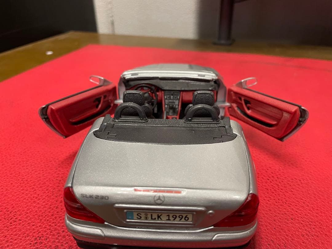 メルセデスベンツ　　SLK230   1996  赤シート