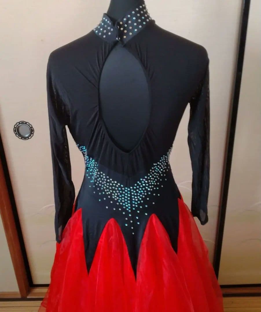 社交ダンス黒赤ドレス　L サイズ スパンコール装飾