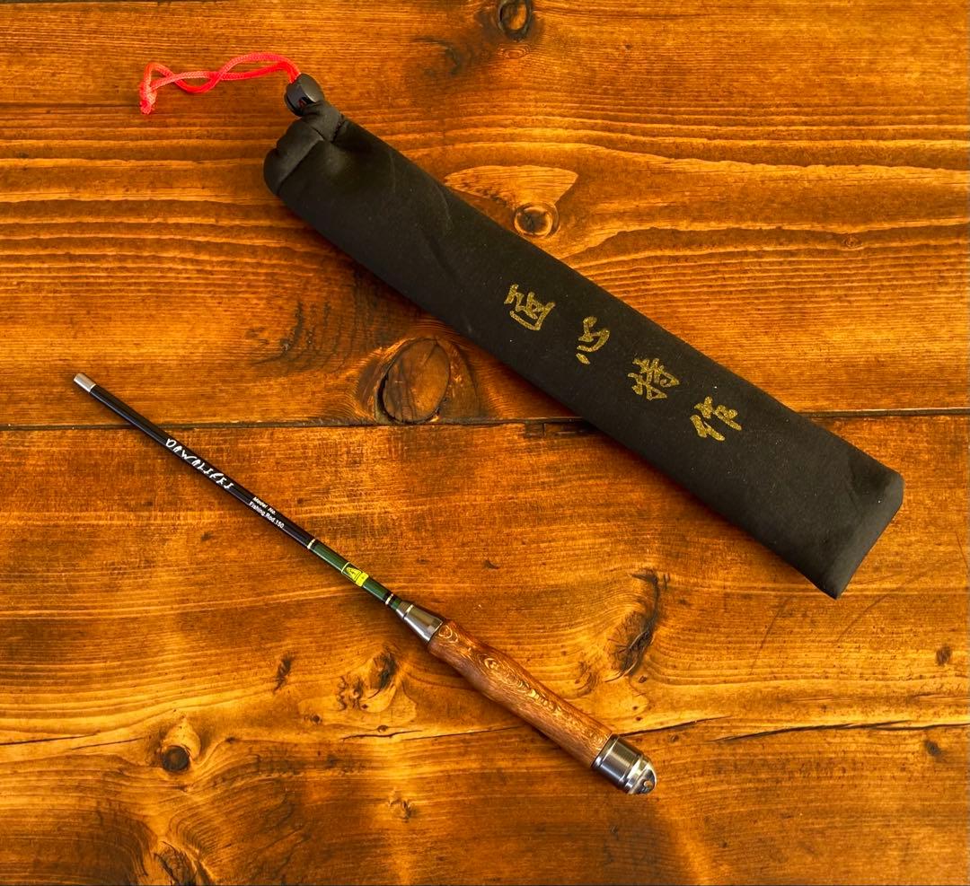 釣り竿セット　小物釣り竿　タナゴ竿　ブラック×グリーン　1.5M 仕掛け付き