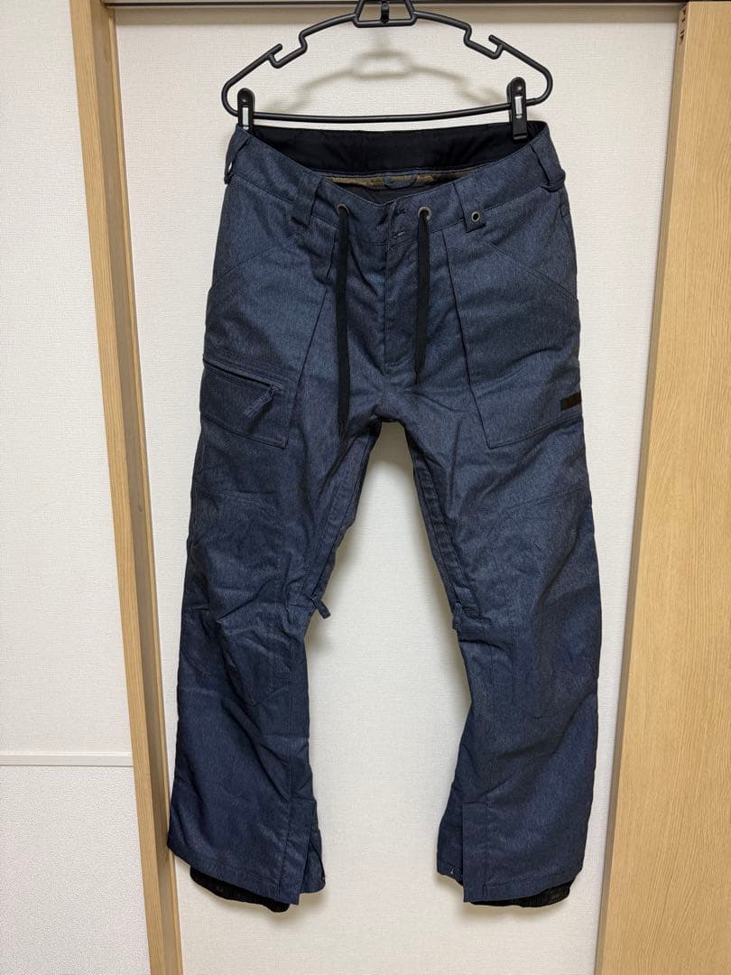 P*E様 バートン　スノーボードウェア　上下　M Ｌ　迷彩