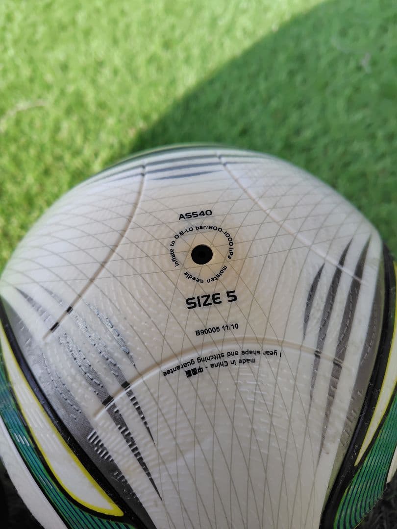 空気漏れ有り　adidas SPEEDCELL スピードセル公式球