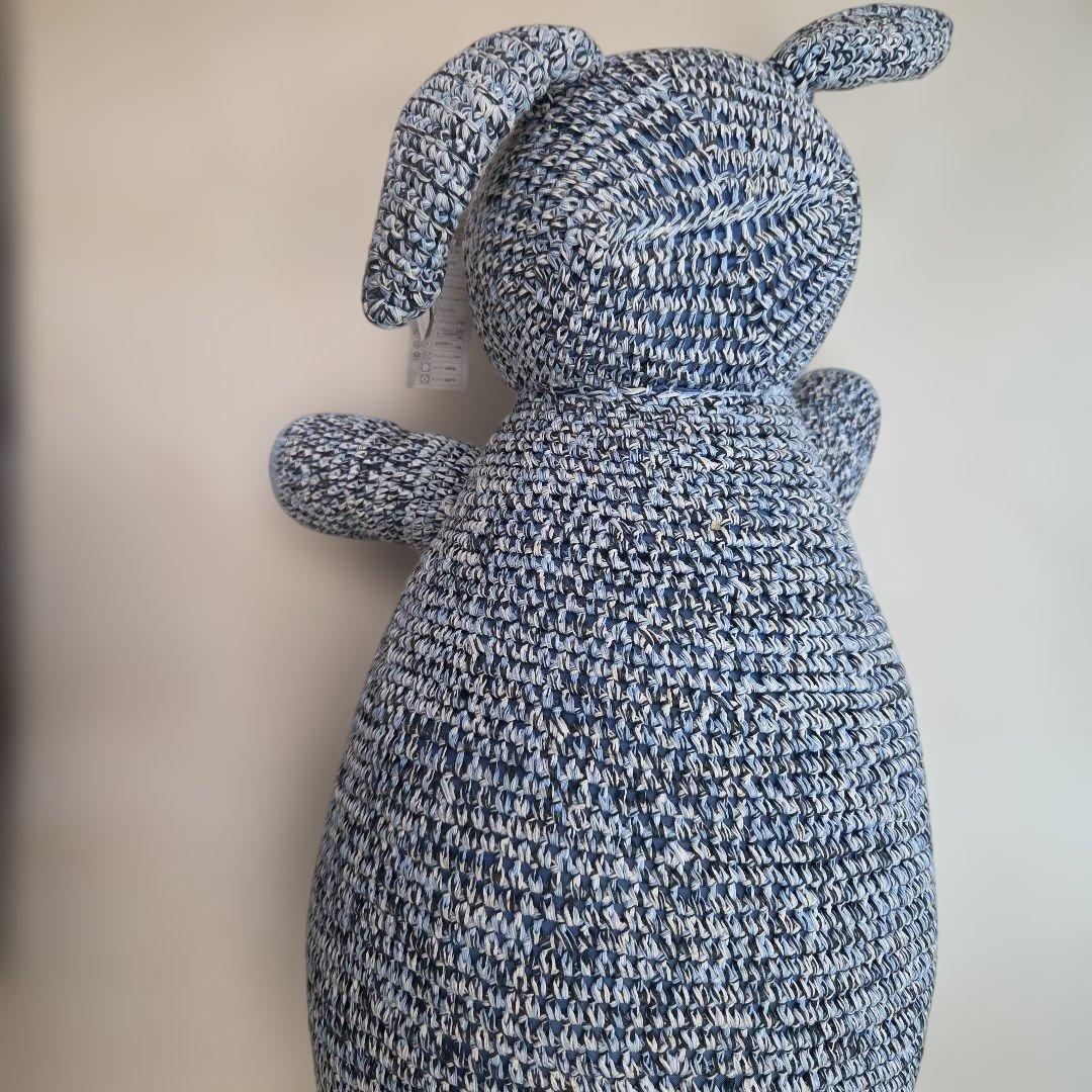 anne-claire petit 巨大編み物ぬいぐるみ