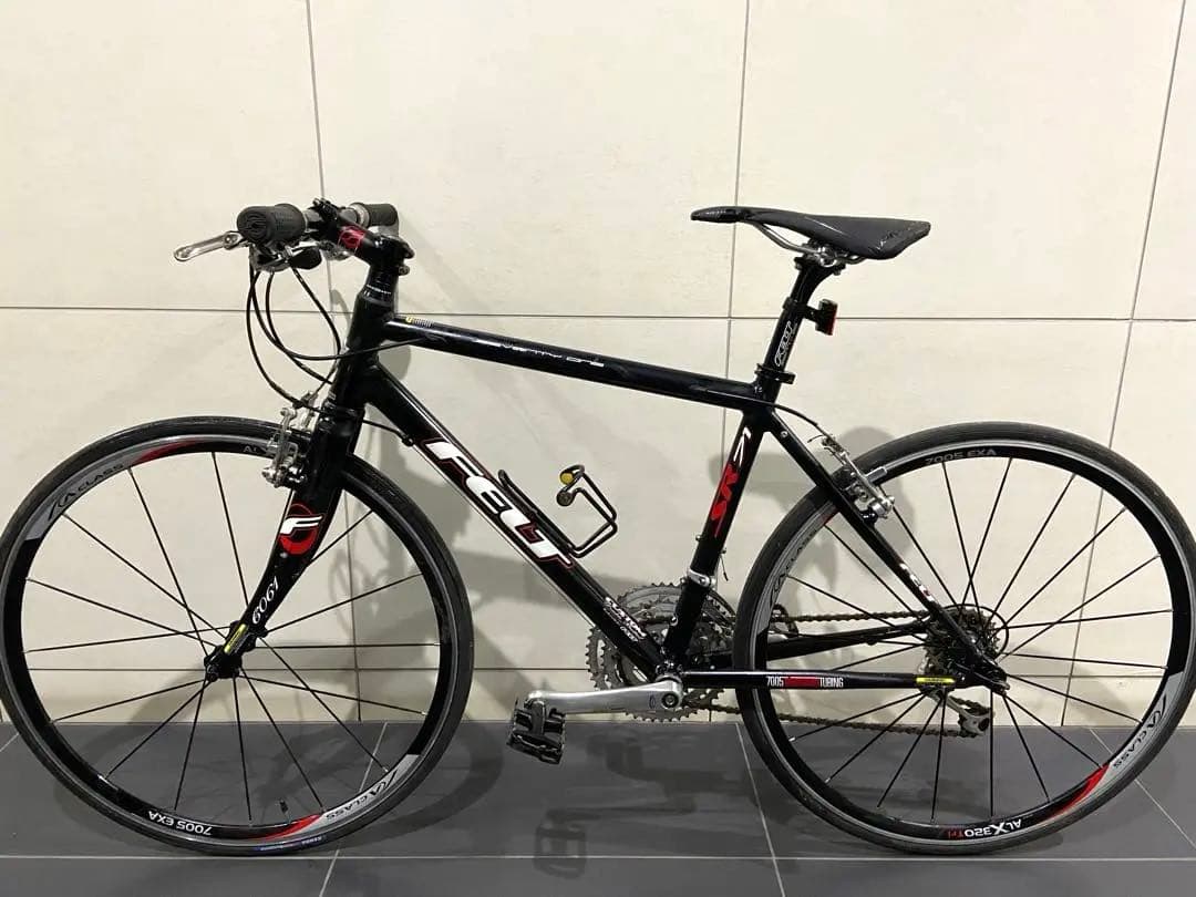 美品　FELT SR71 フェルト　クロスバイクseventy one スポーツ