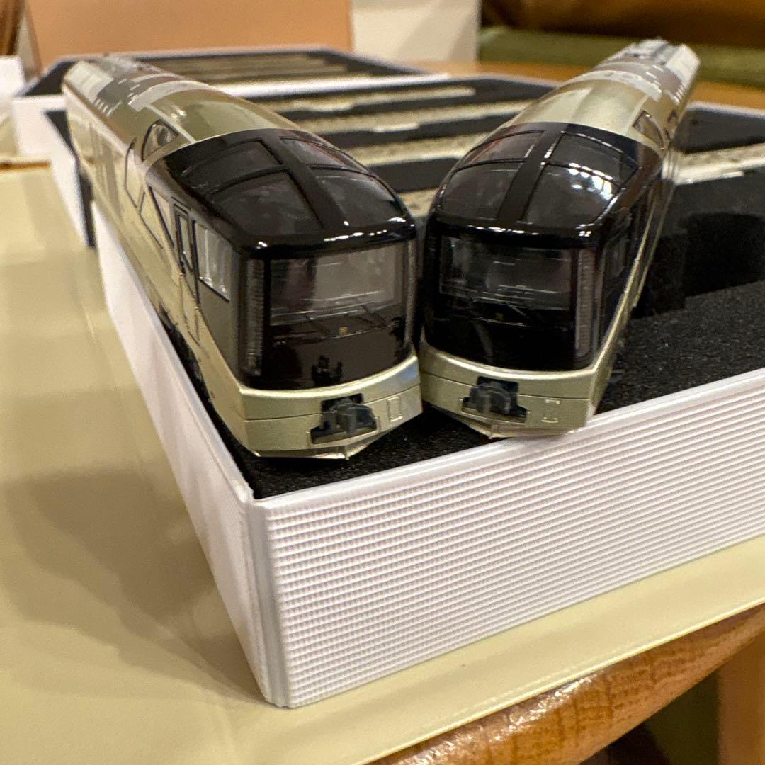 【新同】KATO 10-1447 E001形TRAIN SUITE四季