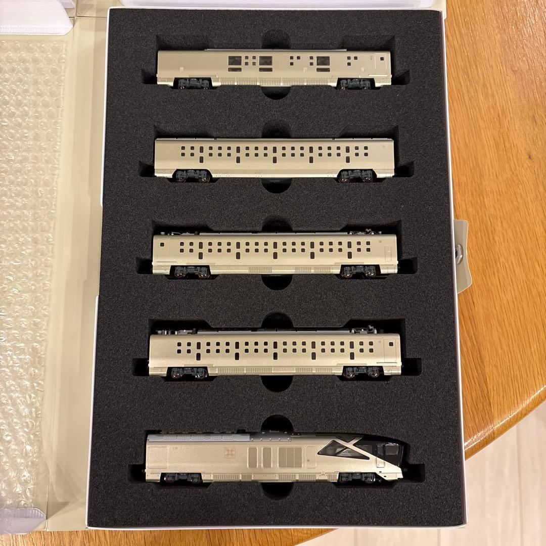 【新同】KATO 10-1447 E001形TRAIN SUITE四季