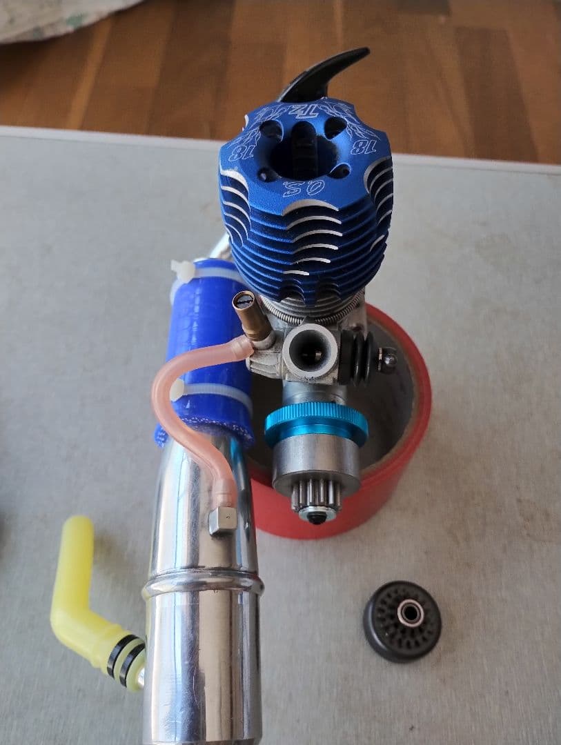 超希少、絶版のOS製TZ１８エンジン